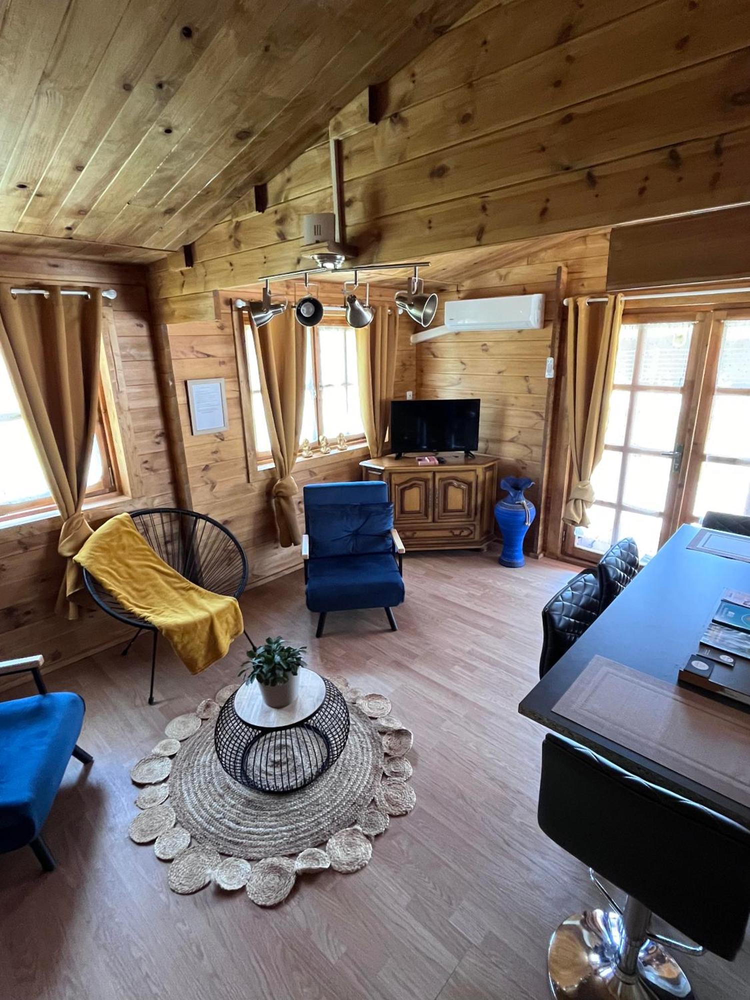 Chalet En Sologne A Villefranche Sur Cher Esterno foto